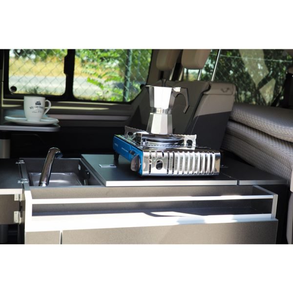 VW T7 FreeVan virtuvės modulis su technologijomis, be viryklės