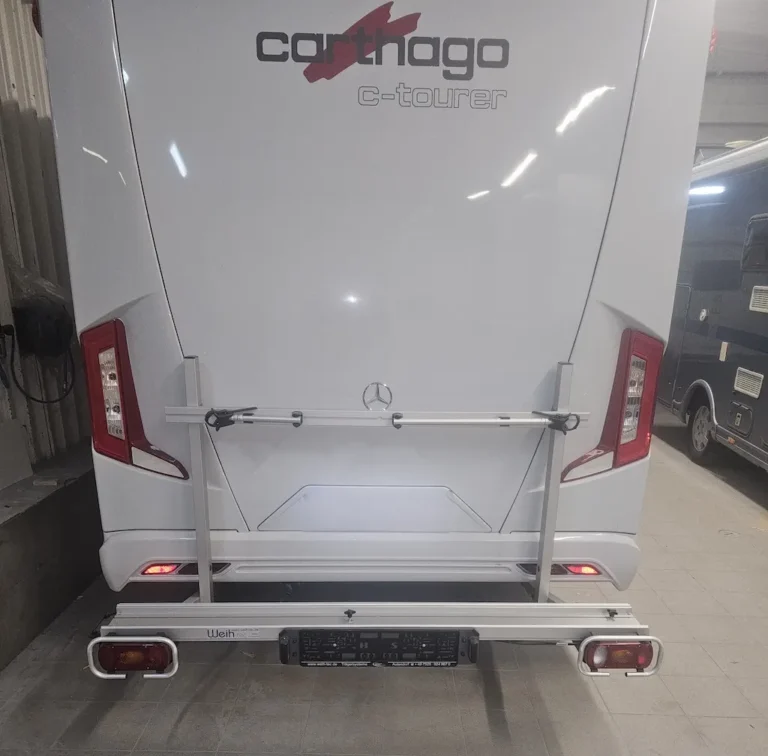 Greitai išmontuojamas motorolerio laikiklis